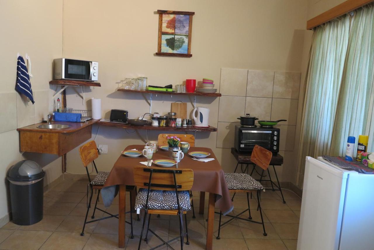 Okahandja Guesthouse Extérieur photo