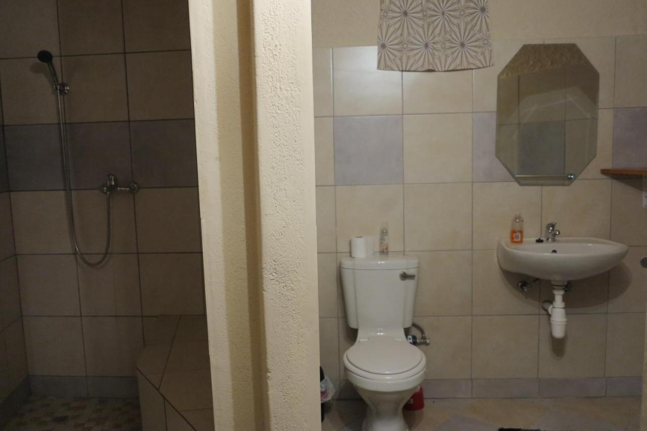Okahandja Guesthouse Extérieur photo